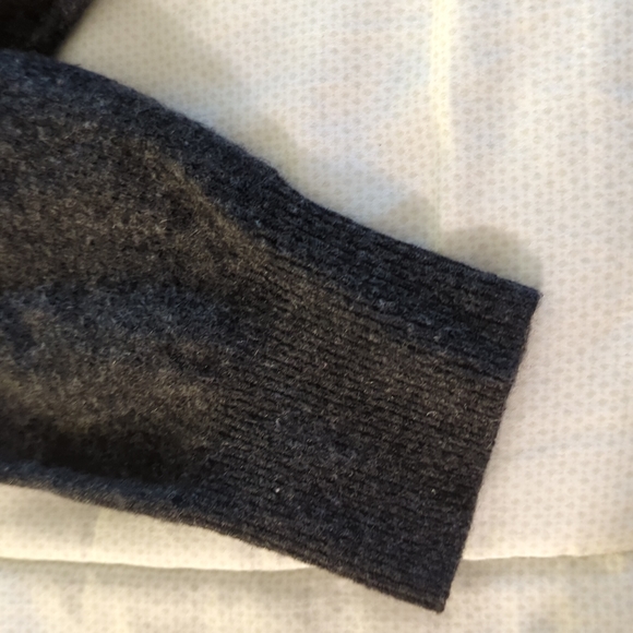 Roberto Rodriguez Designer Women's cardigan - Picture 5 of 7